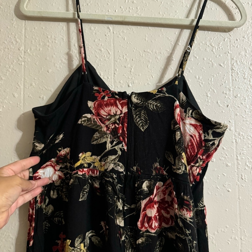 TIMING FLORAL DRESS - Picture 2 of 7